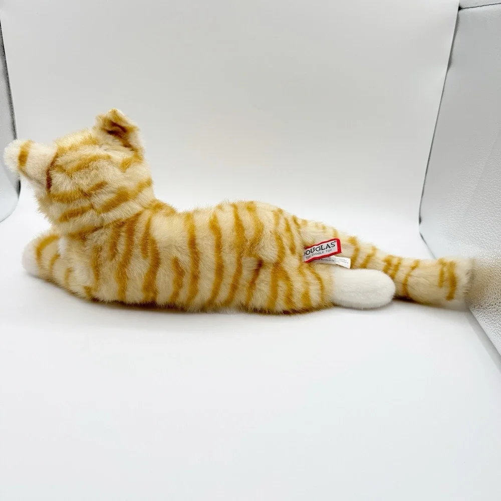 Douglas cuddle toy